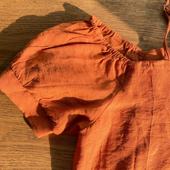 Burnt orange top Size M NWOT - Picture 5 of 9